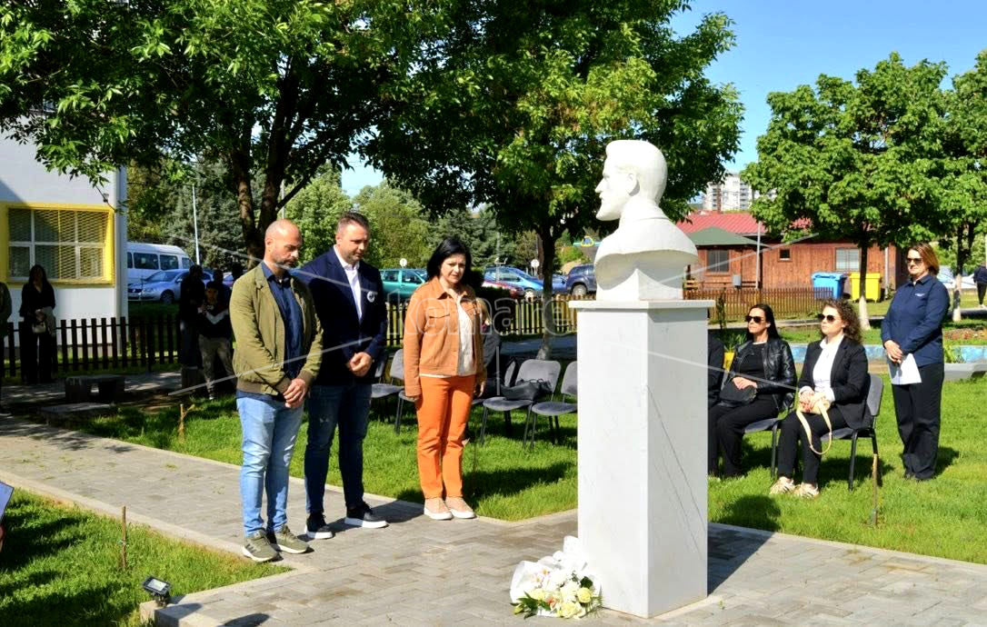 ООУ  „НИКОЛА  КАРЕВ“  НА  СКРОМЕН  НАЧИН  ГО  ОДБЕЛЕЖА  ПАТРОНИОТ  ПРАЗНИК