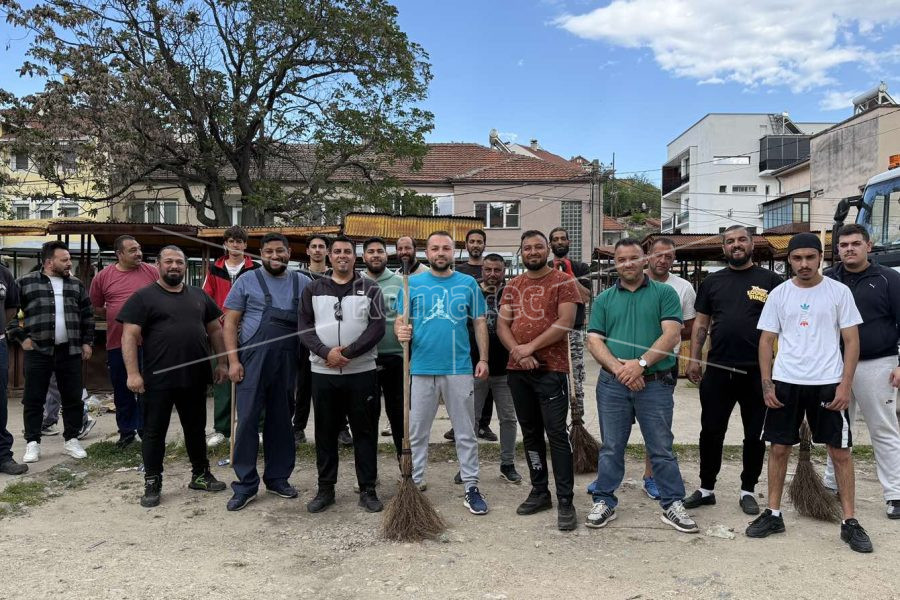 КЈП „ВОДОВОД“ ЗА ВРЕМЕ НА ПРАЗНИКОТ ЗАЕДНО СО В.Д. ГРАДОНАЧАЛНИКОТ, РАБОТНО
