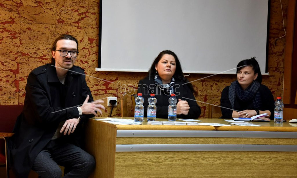ГРУПАЦИЈАТА  „АЛТЕРНАТИВА“  ЗАПОЧНУВА  СО  ГРУПНИ  ПСИХОЕДУКАТИВНИ  РАБОТИЛНИЦИ