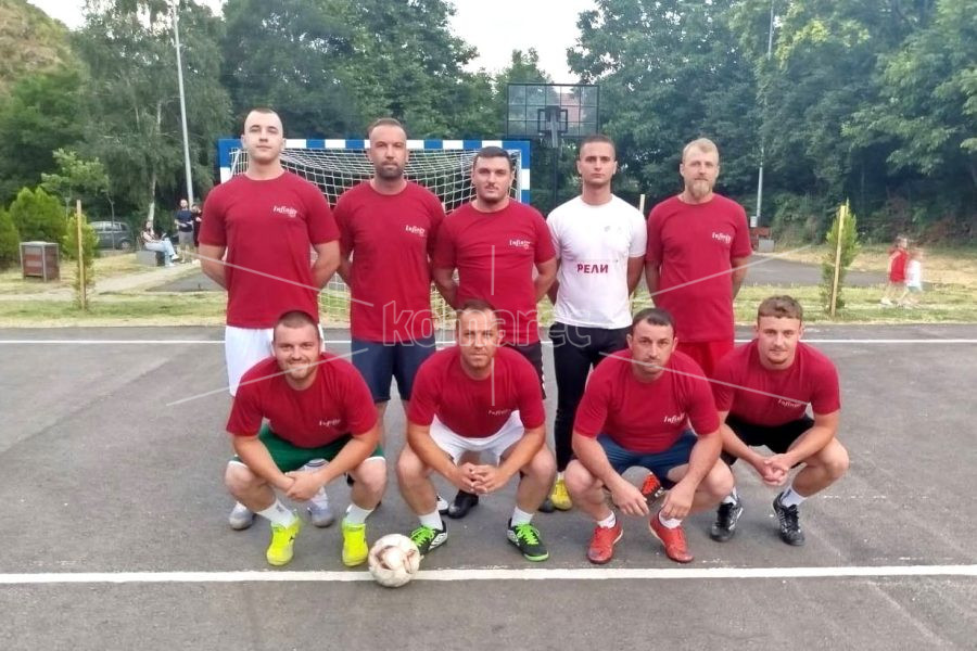 ВЕЧЕРВА,  ПОЛУФИНАЛНИ  НАТПРЕВАРИ  ОД  ПЕТРОВДЕНСКИОТ  ТУРНИР  ВО  МАЛ  ФУДБАЛ