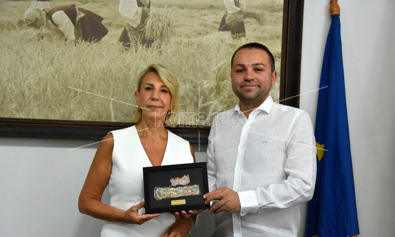 АМБАСАДОРКАТА  НА  ХРВАТСКА  ВО  ПОСЕТА  НА  ОПШТИНА  КОЧАНИ