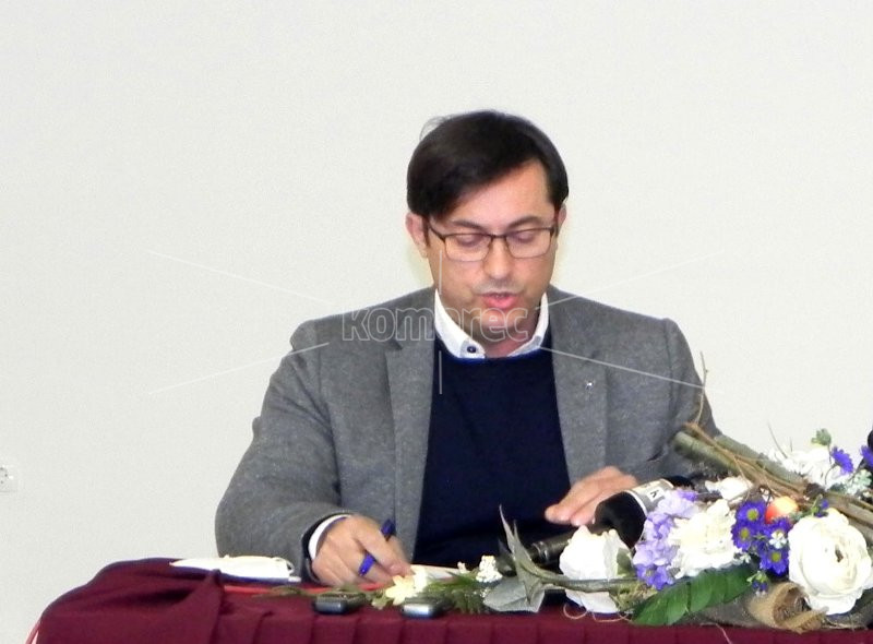 ПРЕТСЕДАТЕЛ  НА  СОВЕТОТ  НА  ОПШТИНА  КОЧАНИ  ЛАЗО  МИТЕВ:  СООПШТЕНИЕ ДО ЈАВНОСТА