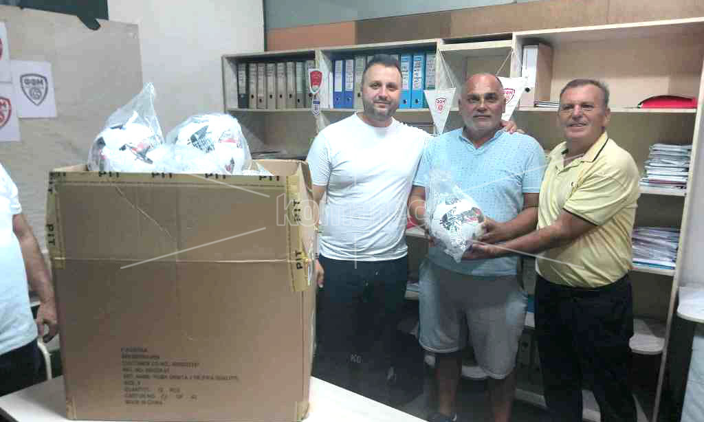 ТРЕТОЛИГАШИТЕ  ДОБИЈА  ПО  20  ФУДБАЛСКИ  ТОПКИ  ДОНАЦИЈА  ОД  ФФМ