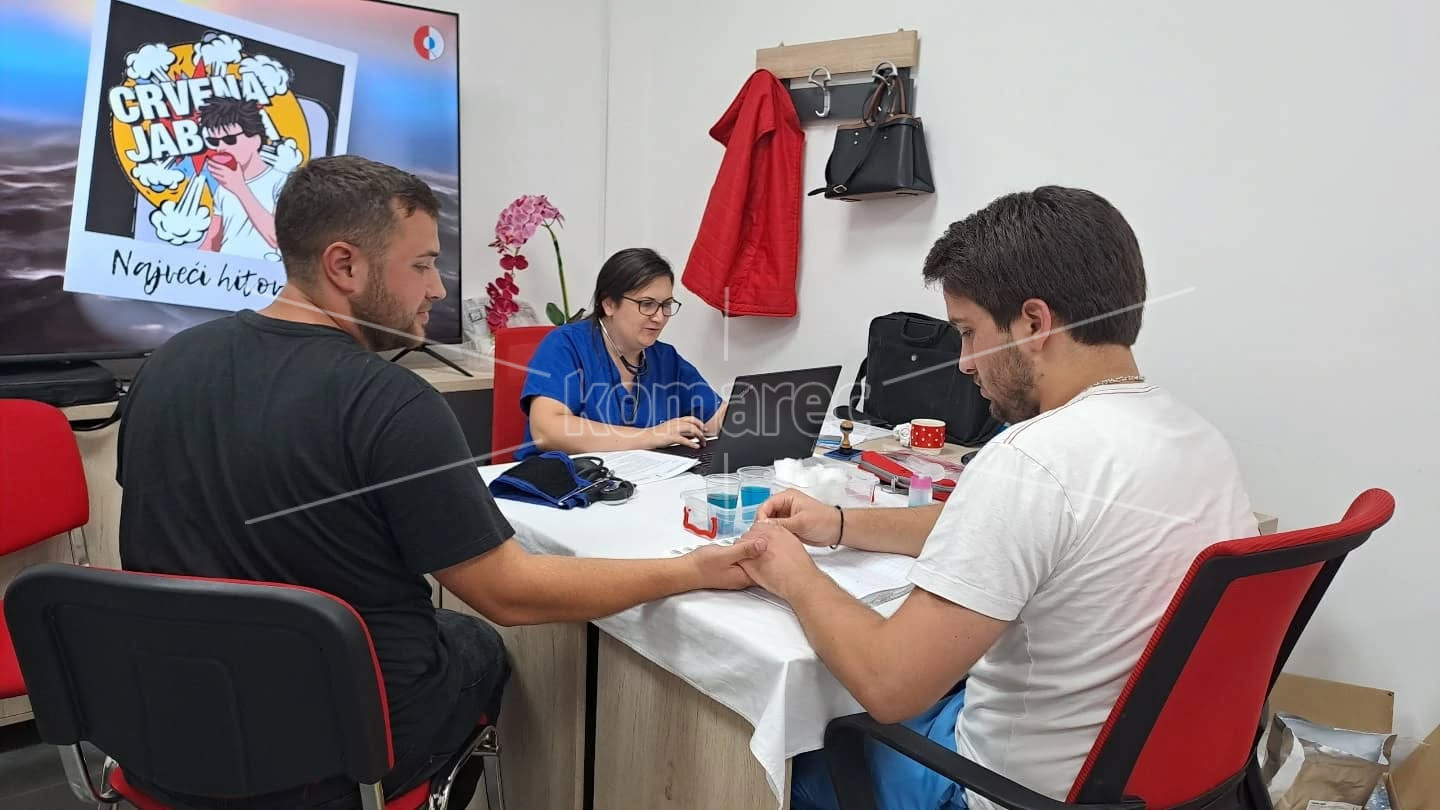НАЈАВА  ЗА  РЕДОВНА  КРВОДАРИТЕЛСКА  АКЦИЈА  НА  ЦРВЕН  КРСТ  –  КОЧАНИ
