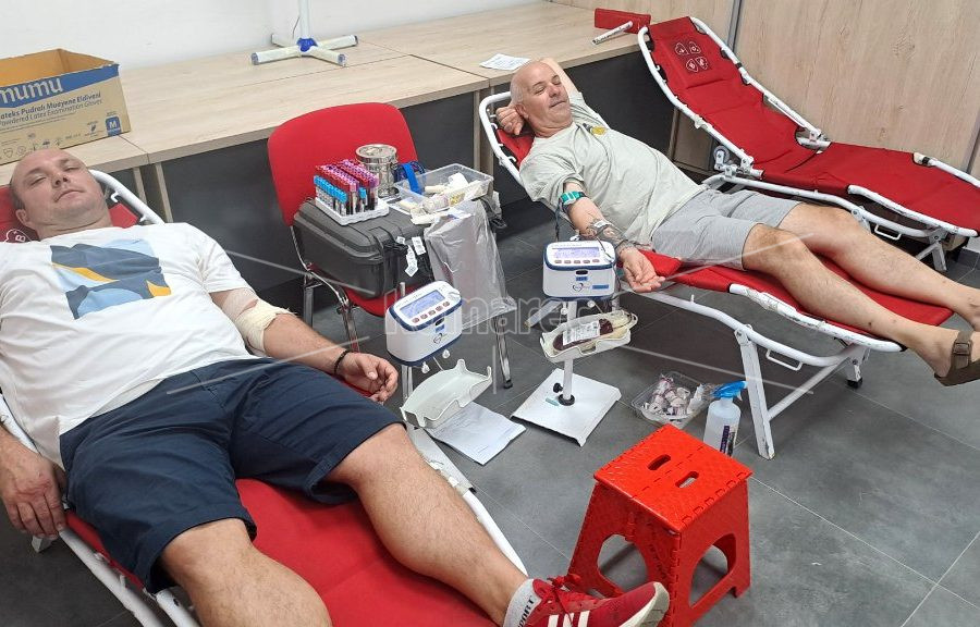 ЦРВЕН  КРСТ – КОЧАНИ:  ВОНРЕДНА  КРВОДАРИТЕЛСКА  АКЦИЈА,  СОБРАНИ  33  КРВНИ  ЕДИНИЦИ