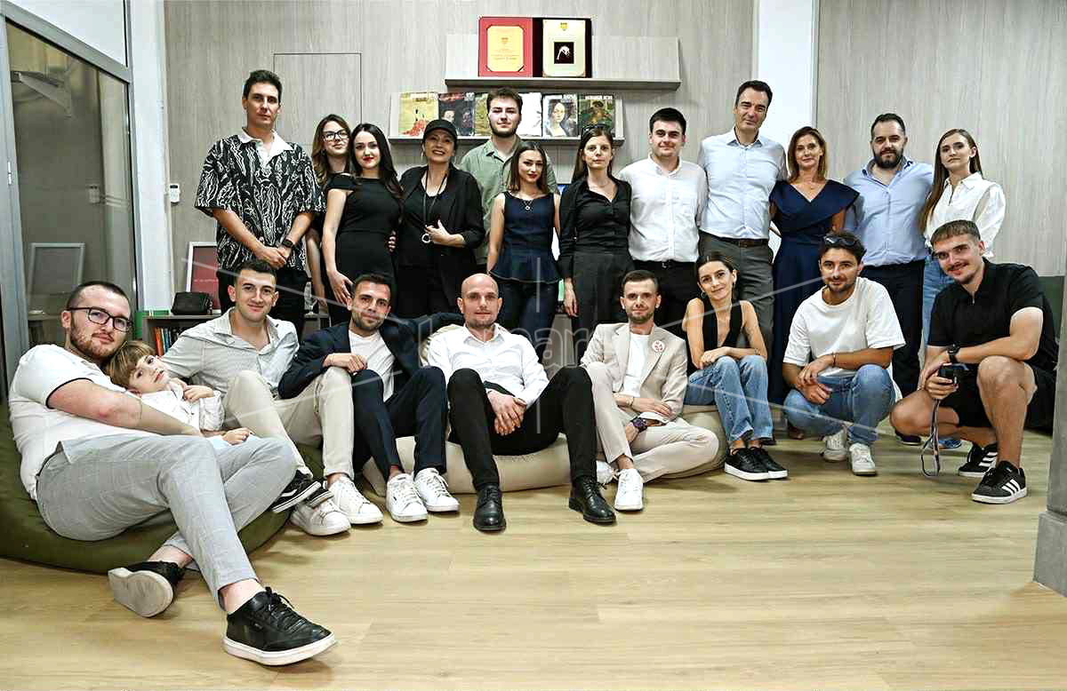 А1  МАКЕДОНИЈА  ВО  ПАРТНЕРСТВО  СО  „САПОРТ  КОЧАНИ“  ГО  ОТВОРИЈА  МЛАДИНСКИОТ  ЦЕНТАР  „ГНЕЗДО“