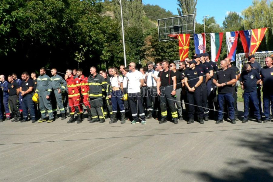 ВО  КОЧАНИ  СЕ  ОДРЖА  МЕЃУНАРОДЕН  НАТПРЕВАР  ВО  ПРОТИВОПОЖАРНИ  ИГРИ