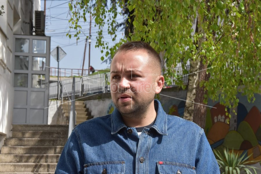КРСТЕВСКИ:  НА  ОБРАЗОВАНИЕТО  МУ  Е  ПОТРЕБНА  ИТНА  ДЕПАРТИЗАЦИЈА,  90%  ОД  БЛОК-ДОТАЦИИТЕ  ОДАТ  ЗА  ПЛАТА  НА  НАСТАВНИЦИТЕ
