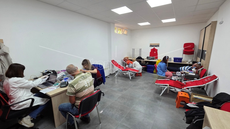 ОКТОМВРИСКА  КРВОДАРИТЕЛСКА  АКЦИЈА  НА  ЦРВЕН  КРСТ  –  КОЧАНИ,  СОБРАНИ  44  КРВНИ  ЕДИНИЦИ