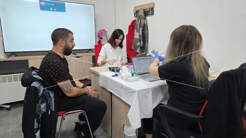 НОЕМВРИСКА  КРВОДАРИТЕЛСКА  АКЦИЈА,  СОБРАНИ  48  КРВНИ  ЕДИНИЦИ