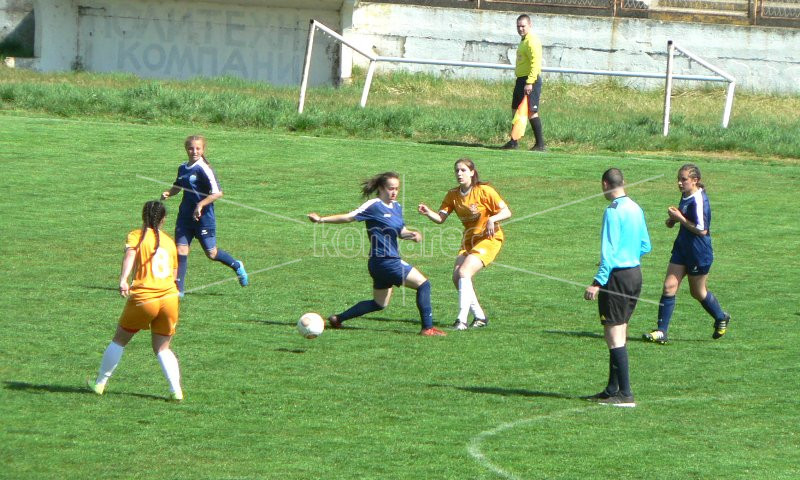 ШАМПИОНОТ  НА  ПРОШЕТКА  НИЗ  КОЧАНИ