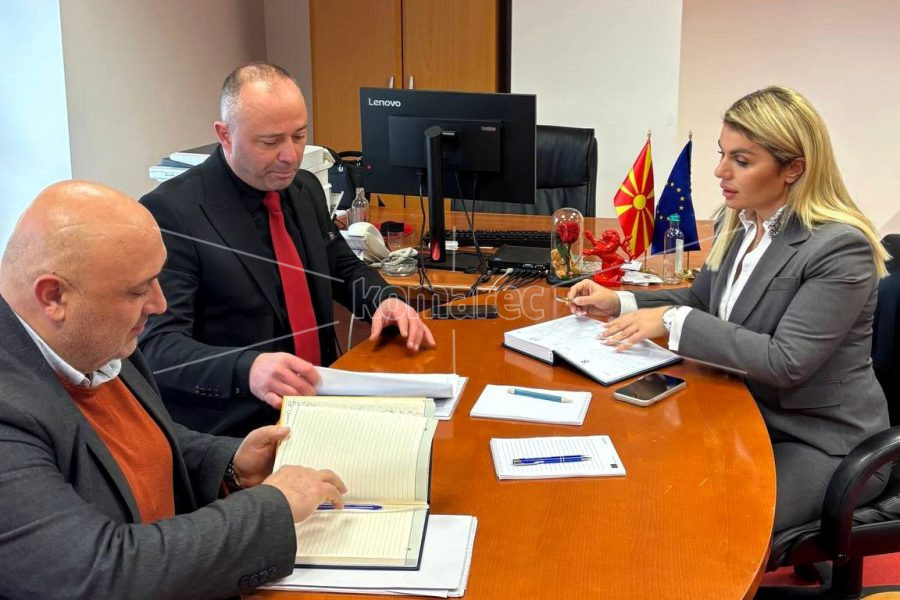 СРЕДБА  НА  ГРАДОНАЧАЛНИКОТ  ВЛАДКО  ГРОЗДАНОВ  СО  ЗАМЕНИК  МИНИСТЕРКАТА ЗА  ЕВРОПСКИ  ПРАШАЊА  ВИКТОРИЈА  ТРАЈКОВ