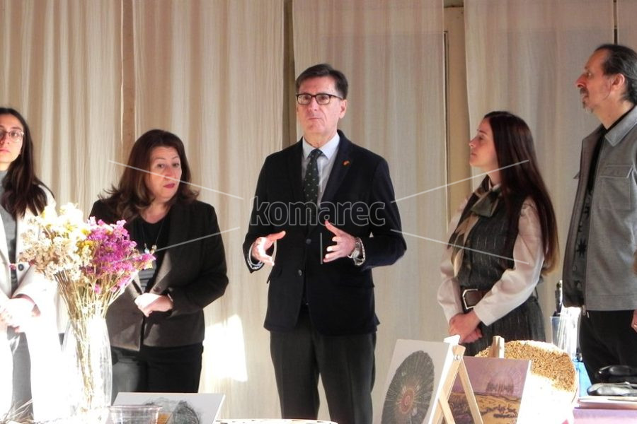 ОТВОРЕНА  РАБОТИЛНИЦА  ЧИЈ  ПОКРОВИТЕЛ  Е  АМБАСАДАТА  НА  КРАЛСТВОТО  ШПАНИЈА  ВО  РЕПУБЛИКА  МАКЕДОНИЈА