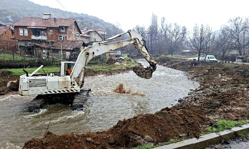 ВОДАТА  ОД  МАСАЛНИЦА  РИЗИЧНА  НА  ПОТЕГОТ  ОД  ДОБРА  ВОДА  КОН  ОРИЗАРИ