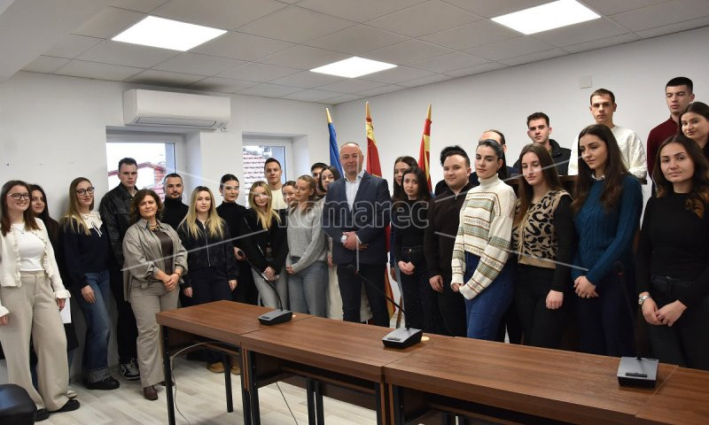 ПОТПИШАНИ  ДОГОВОРИТЕ  ЗА  КОРИСТЕЊЕ  НА  СТИПЕНДИИ  ЗА  АКАДЕМСКАТА  2025/2026  ГОДИНА