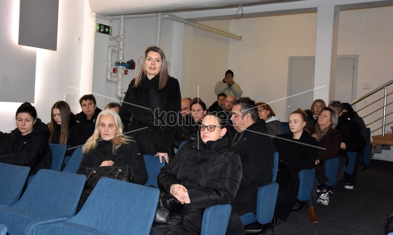 ЈАВНА  ТРИБИНА:  ДЕБАТА  ЗА  ЛОКАЦИЈАТА  НА  СПОМЕН-ОБЕЛЕЖЈЕТО  „ПАТЕКА  НА  БЕСКОНЕЧНОСТА“