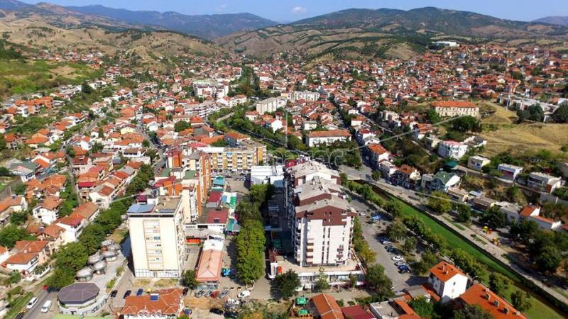 „БЕЗГРИЖНИ  ГОДИНИ“  НОВА  ПЕСНА  НА  ТОШЕ  ФИЛИПОВ