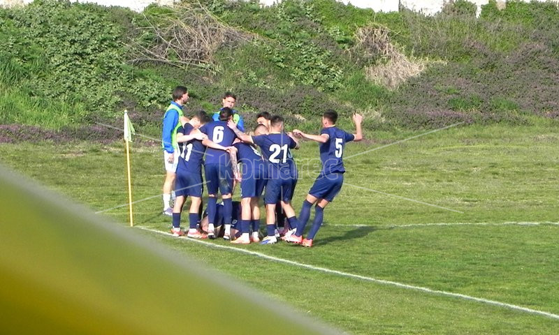 „ЖЕТВАРИТЕ“ ОД  КОЧАНИ   КАКО  ТАЈФУН  ПОМИНАА  НИЗ  РАДОВИШ