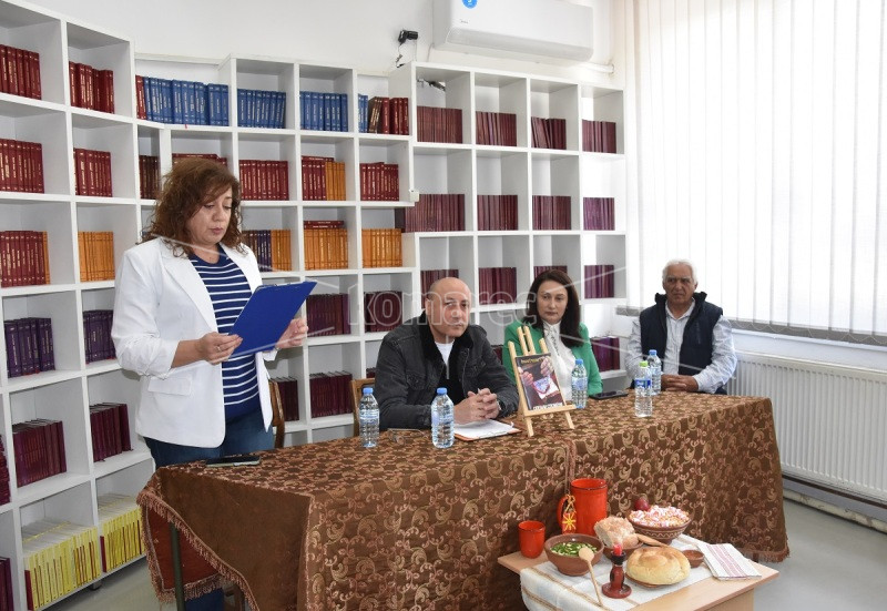 БИБЛИОТЕКА  „ИСКРА“  ГО  ОДБЕЛЕЖА  23  АПРИЛ  –  СВЕТСКИОТ  ДЕН НА  КНИГАТА  И  АВТОРСКОТО  ПРАВО