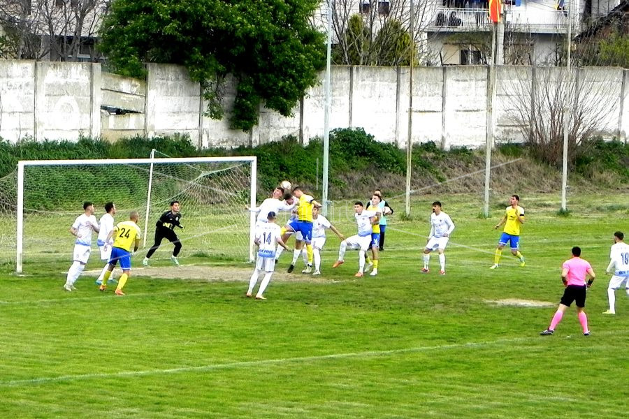 ВТОРА  ФУДБАЛСКА  ЛИГА,  ВО  СТРУМИЦА  НАТПРЕВАР  ЗА  ПЕТОТО  МЕСТО  НА  ТАБЕЛАТА