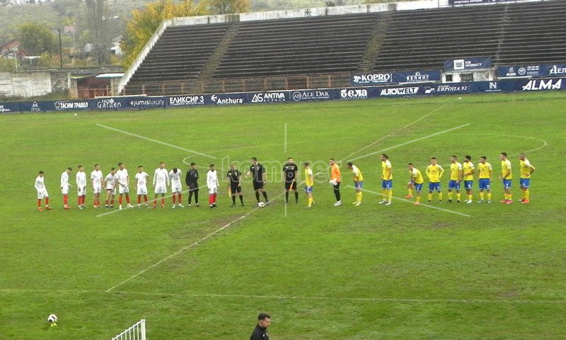 НЕКОГАШНИОТ  УЧЕСНИК  ВО  ЕВРОПСКИТЕ  ФУДБАЛСКИ  КУПОВИ  ПОНИЖЕН  СРЕДЕ  ПРИЛЕП