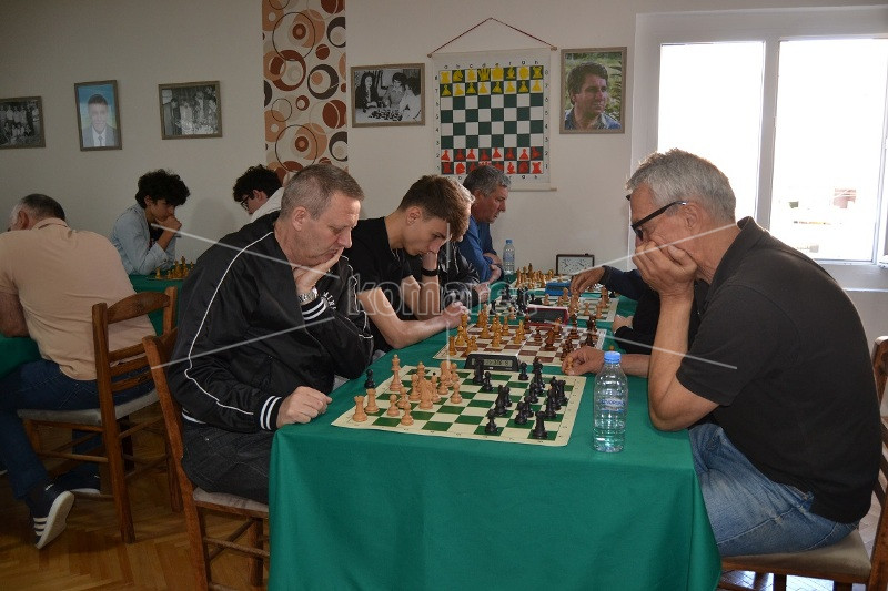 ВО  НЕДЕЛА  ПЕТТИ  МЕМОРИЈАЛЕН  ШАХОВСКИ  ТУРНИР  „ТОДОР  МИЛОСИЕВ  –  ТОШО“