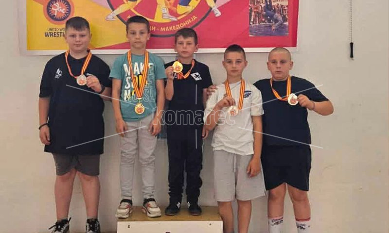 ПЕТ  МЕДАЛИ  ЗА  МЛАДИТЕ  ЧЛЕНОВИ  НА  БК  „СПАРТАК“  НА  ТУРНИРОТ  ЗА  ДЕЦА