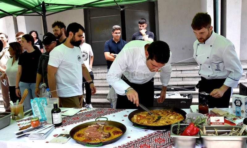 „ШПАНСКИ  ДЕНОВИ  НА  ВКУСОТ“  –  КОЧАНСКИ  ОРИЗ  ЗГОТВЕН  ПО  ШПАНСКИ  РЕЦЕПТИ