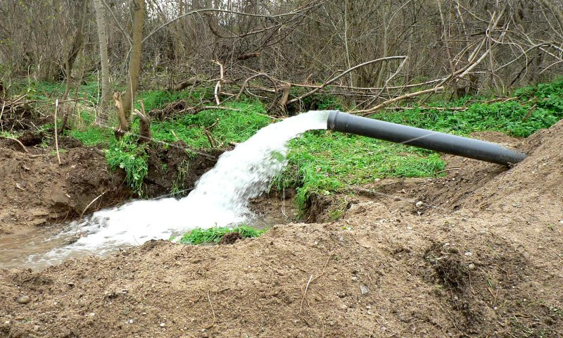 ЛОШОТО  МЕНАЏИРАЊЕ  ЌЕ  ГО  ПРЕКРИВААТ  СО  РЕСТРИКЦИИ  НА  ВОДА
