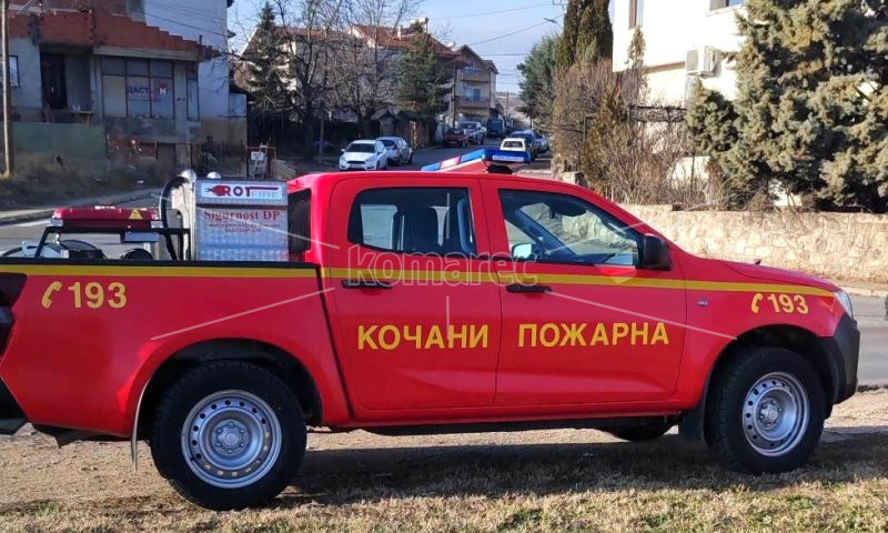 ПОЖАР   НА  СПРАТ  ОД  КУЌА,  ПОВРЕДЕНИ  НЕМА