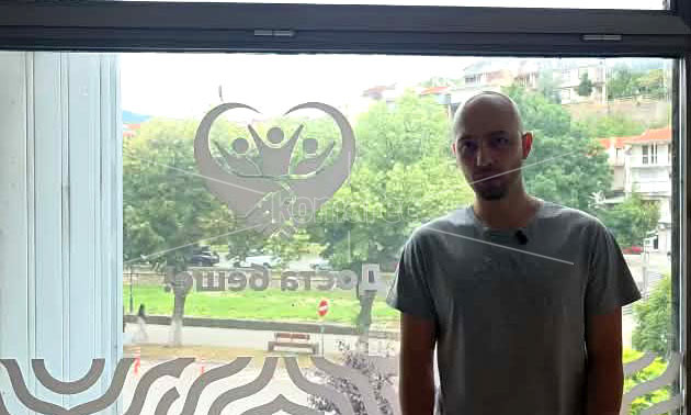 ПРЕС  КОНФЕРЕНЦИЈА  НА  ФИЛИП  ЦВЕТАНОВ  ОД  СОВЕТНИЧКАТА  ГРУПА  „ДОСТА  БЕШЕ“